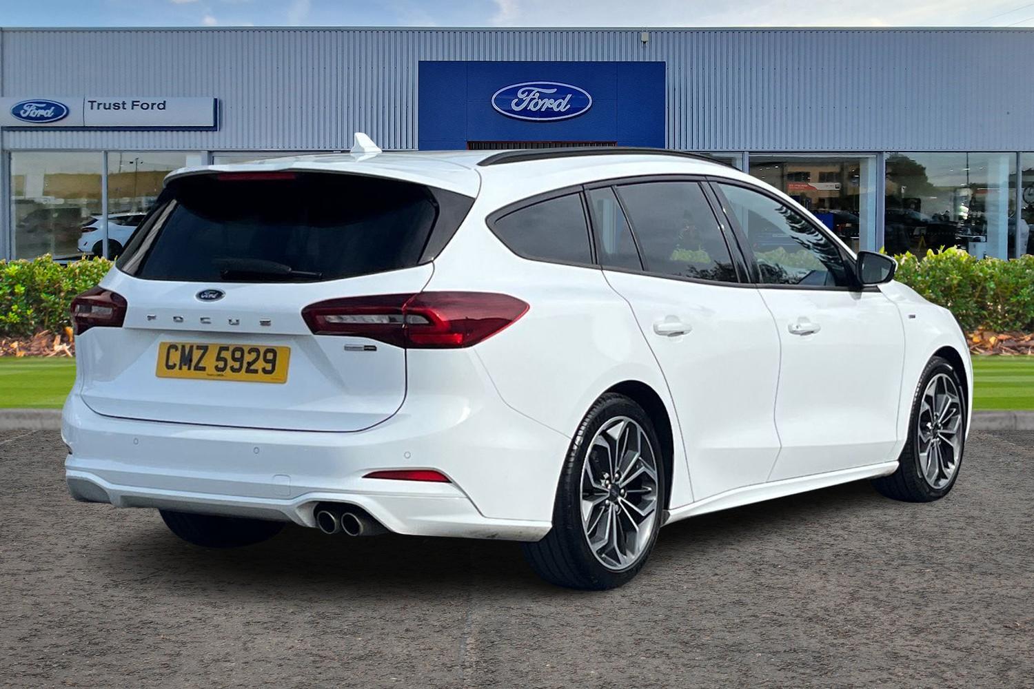 Ford FOCUS Photo 3
