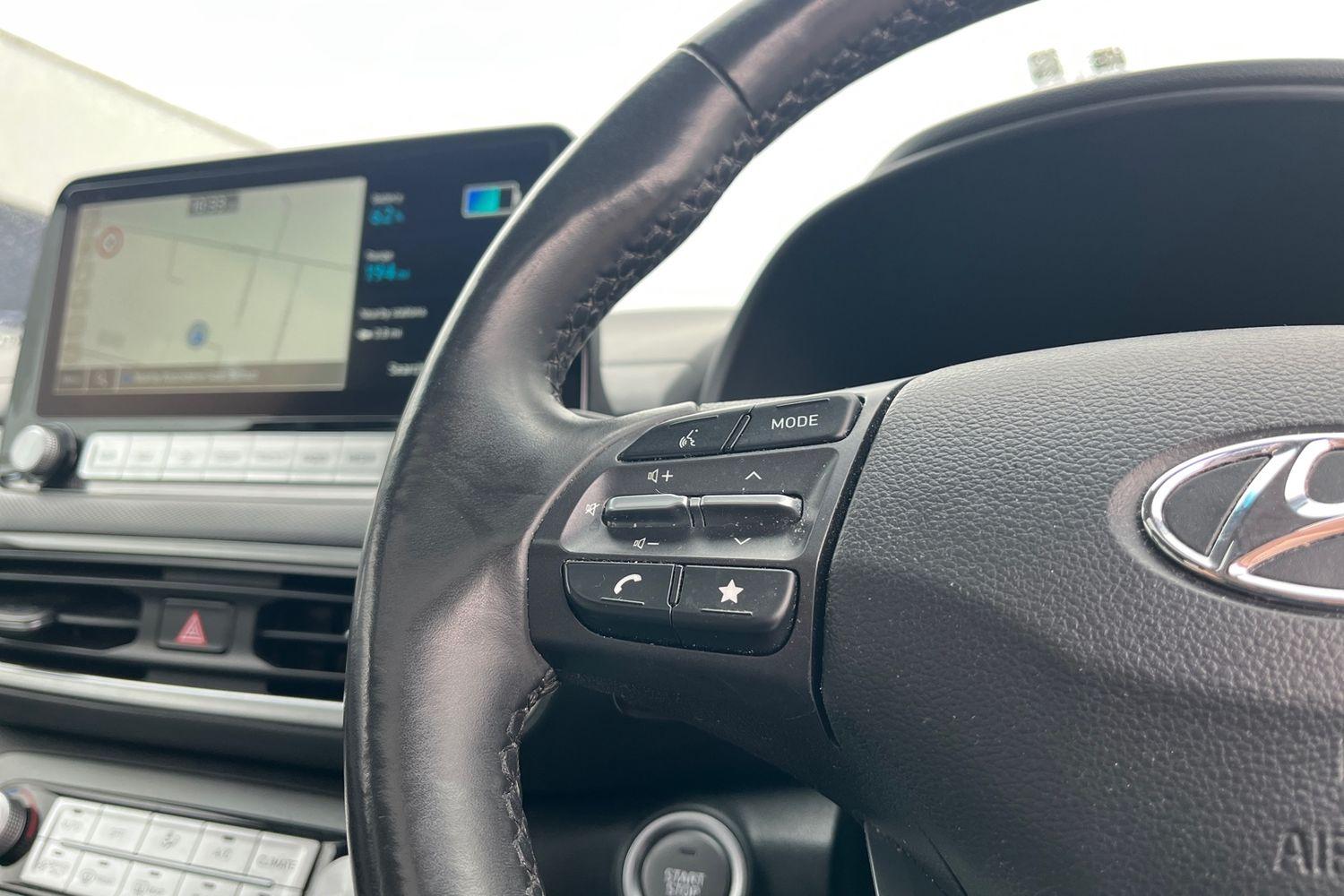 Hyundai KONA Photo 29