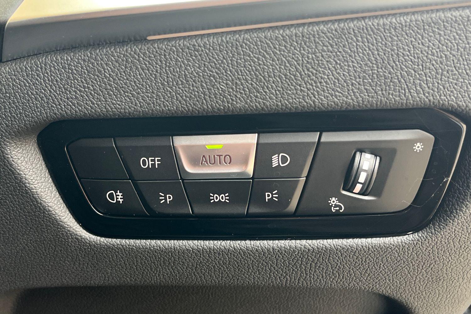 BMW 3 SERIES Photo 23