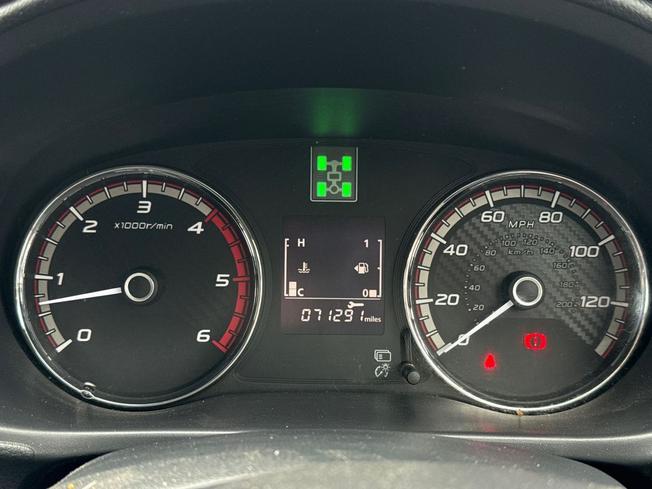 MITSUBISHI L200 Photo 15