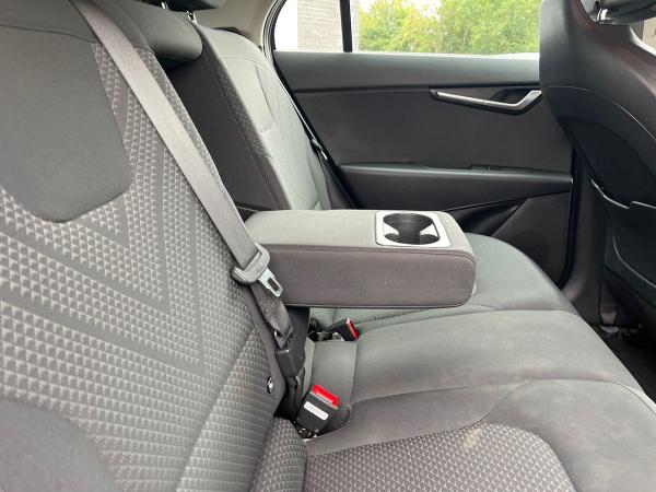 Kia Niro Photo autoimg-737ad83e0e870070e72f242332b7c01420ffe3da.jpg