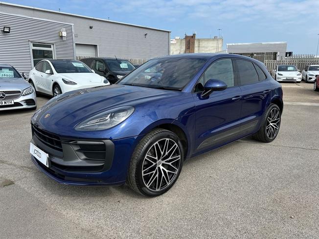 PORSCHE Macan Photo 22