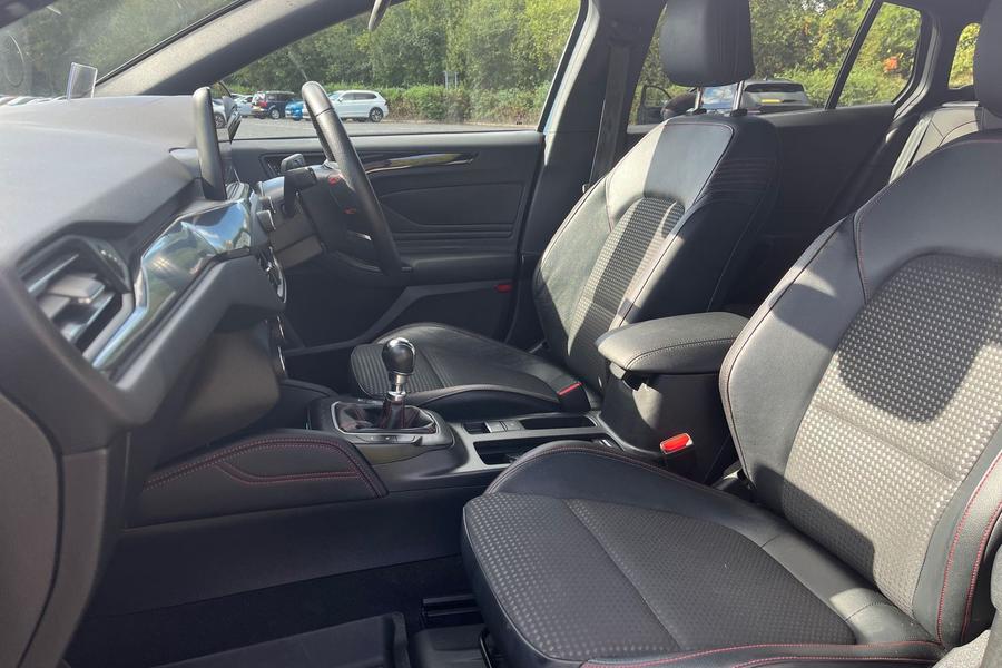 Ford Focus Photo autoimg-737d474b06bce97bd97209d4d2e8d87d60d5b7bd.jpg