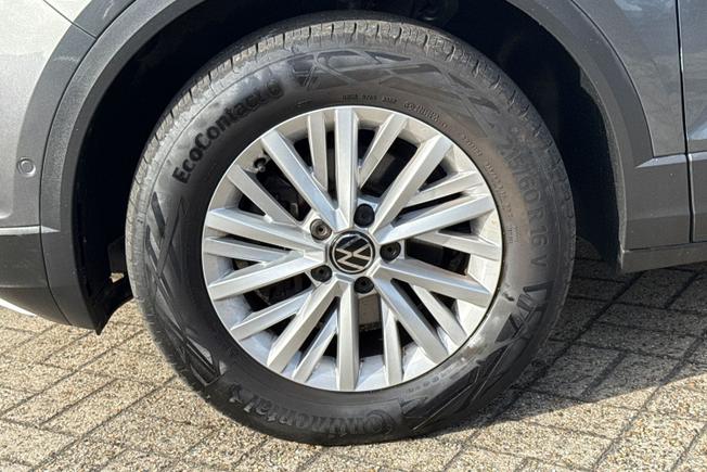 VOLKSWAGEN T-Roc Photo 22