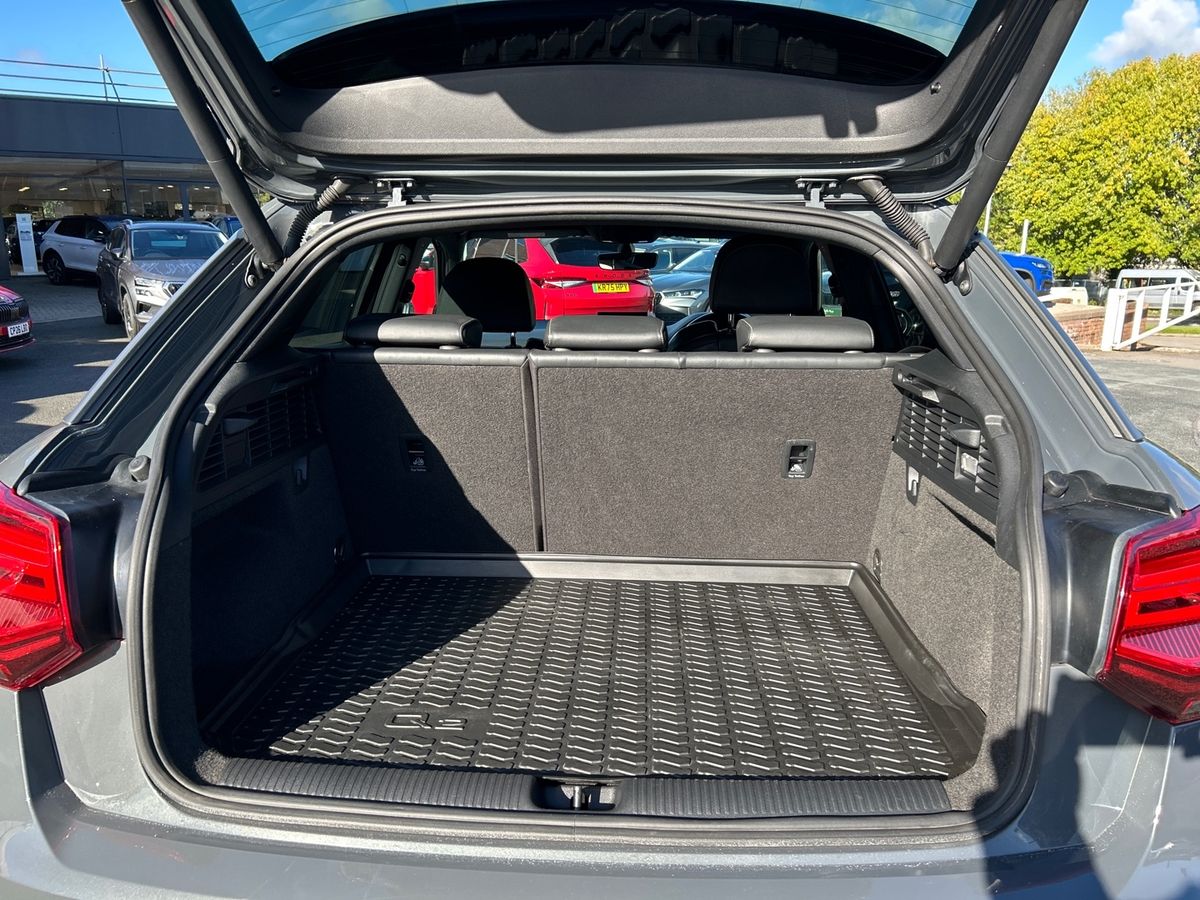 Audi Q2 Photo 26