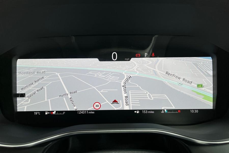 Jaguar F-PACE Photo autoimg-738d1719bc0c79b2d51864098759609b821f4864.jpg