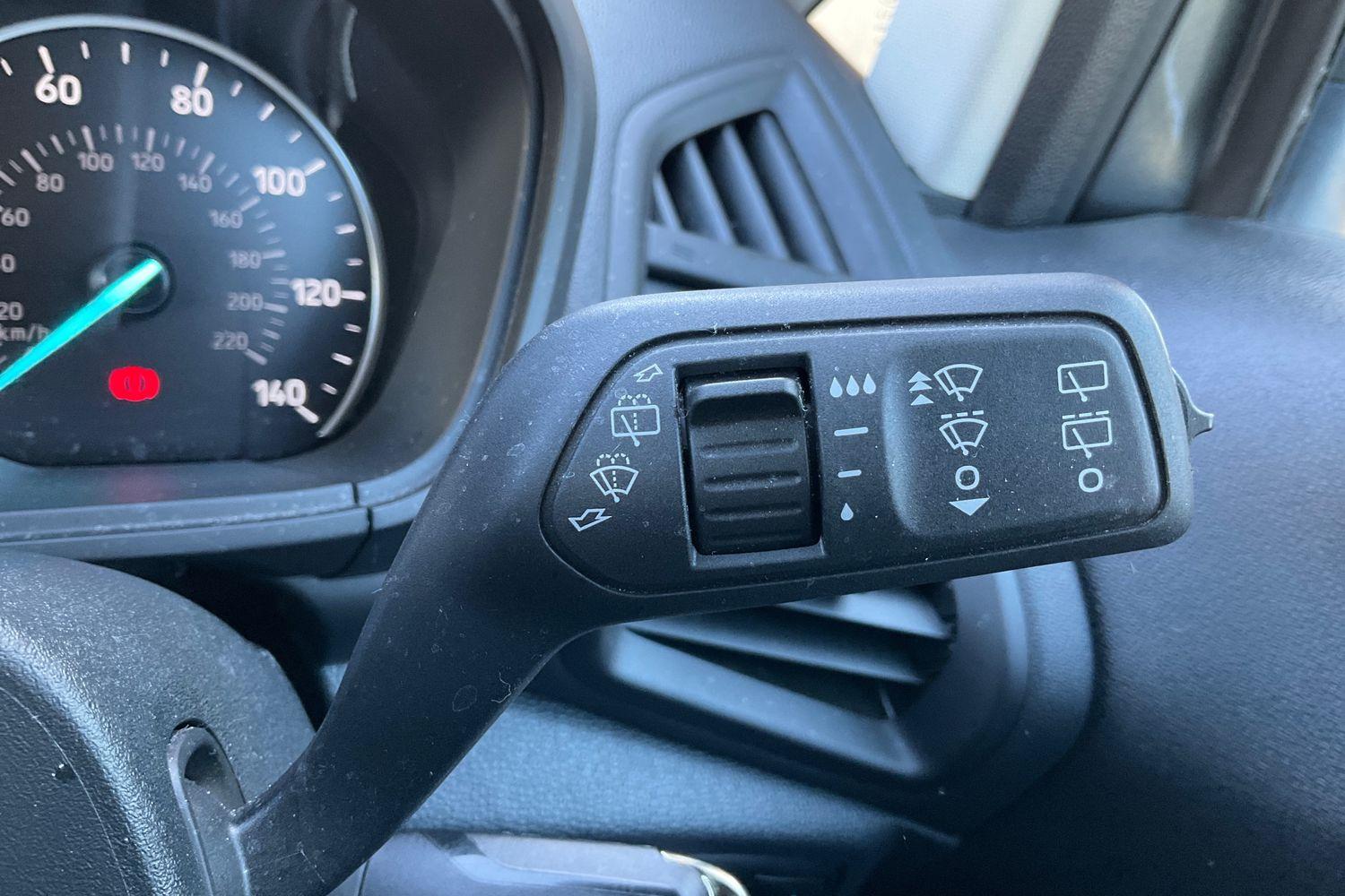 Ford ECOSPORT Photo 14