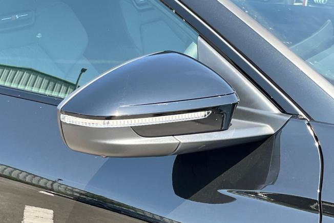 Audi Q6 Photo 20