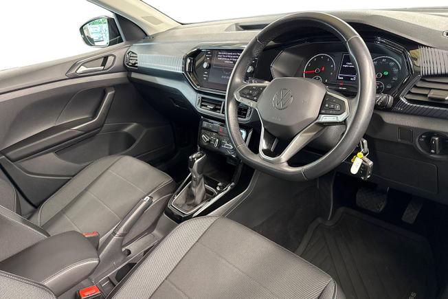 VOLKSWAGEN T-Cross Photo 6
