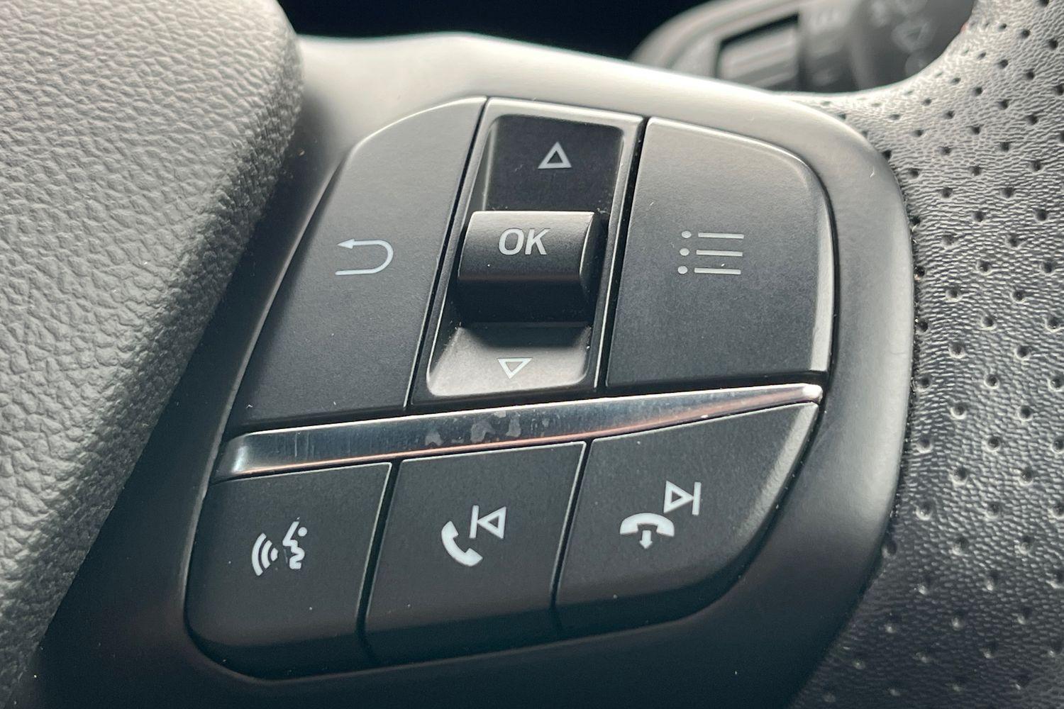 Ford FOCUS Photo 32