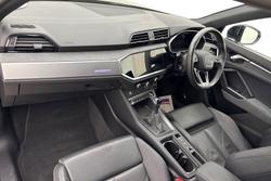 Audi Q3 Photo 2