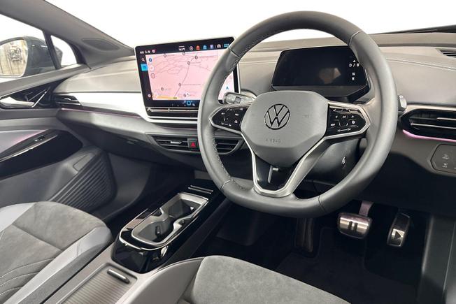 VOLKSWAGEN ID.4 Photo 6