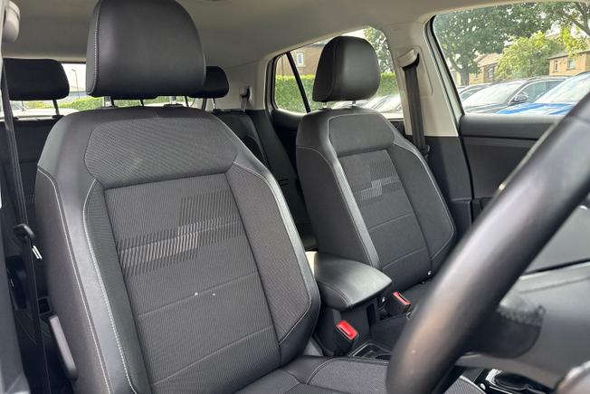 Volkswagen T-Cross Photo 27