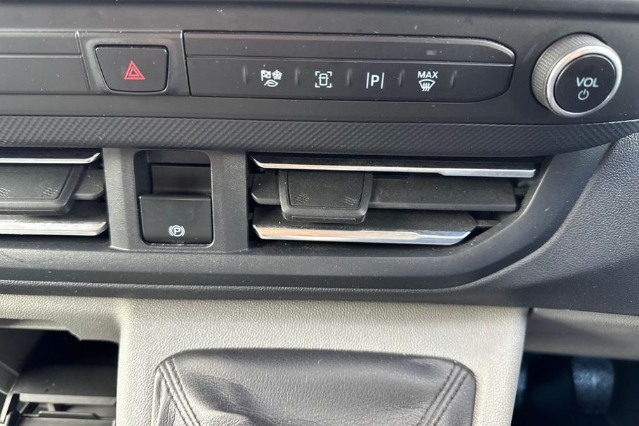 Used Ford TRANSIT CUSTOM FY25RXP 36