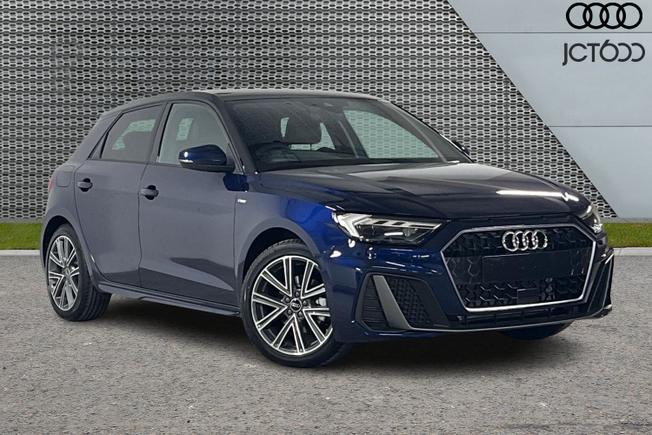 AUDI  A1 Photo 1