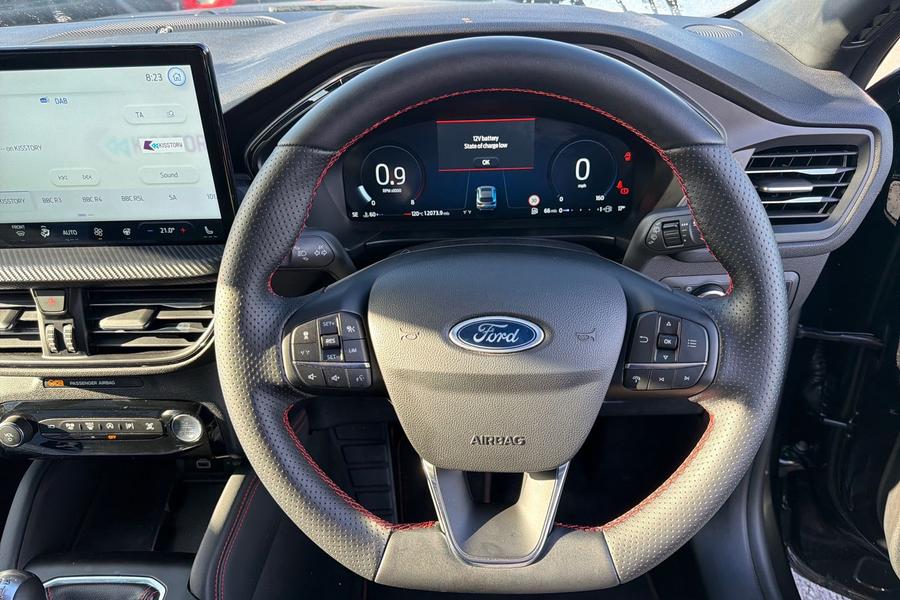 Ford KUGA Photo autoimg-739e05531e86a64610053c74234af583fecef956.jpg