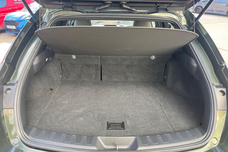 Lexus UX Photo autoimg-73a27f4896b8c6117d36ef2fffe73cf8d087de14.jpg