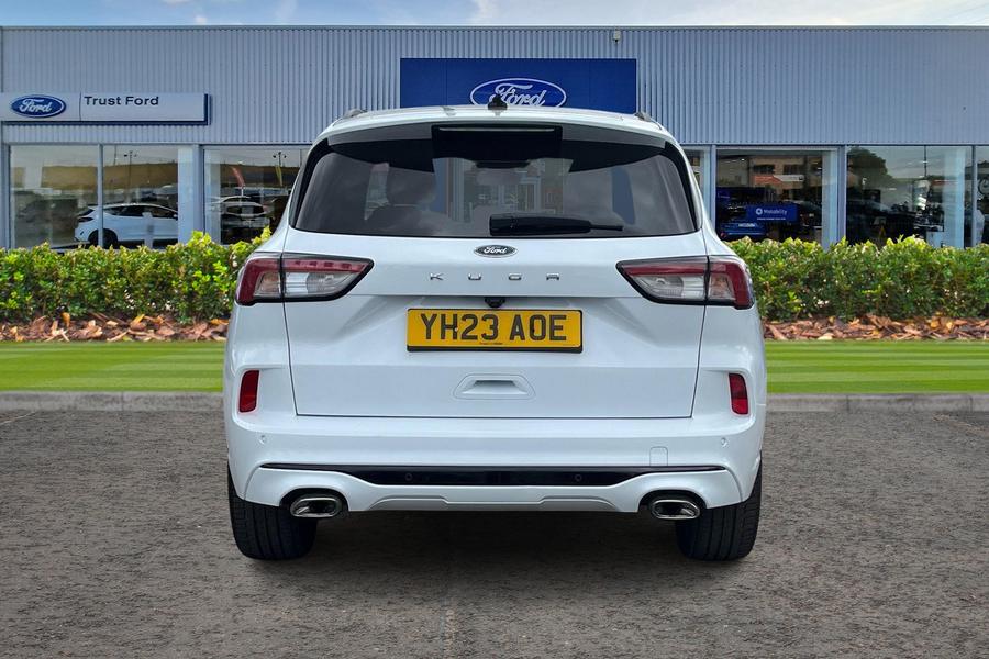 Ford Kuga Photo autoimg-73a5f5c3e8350c2e1d4e1859784e2f1a022fc7ab.jpg