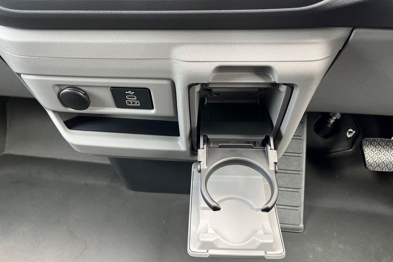 Ford E-TRANSIT CUSTOM Photo 22