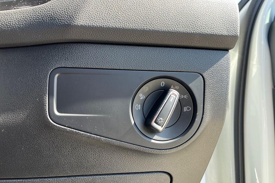 Volkswagen TIGUAN Photo autoimg-73af402b0fb004cc601e0c92a6d8dd2a12ac31e0.jpg