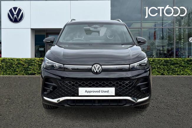 VOLKSWAGEN Tiguan Photo 8