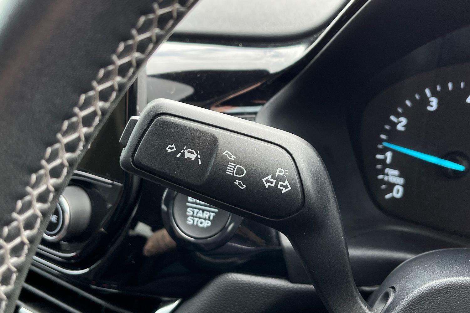 Ford Fiesta Photo 13