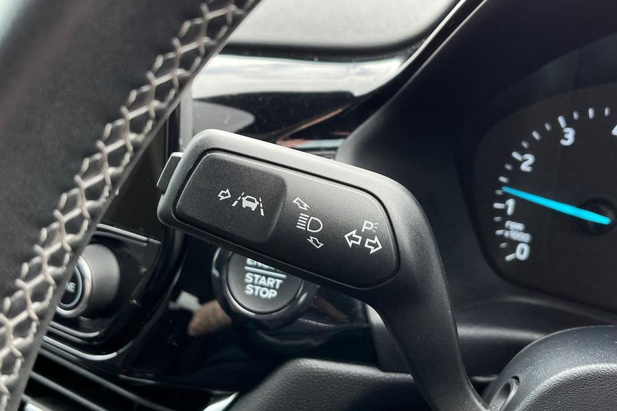Ford Fiesta Photo autoimg-73b11405025d2942194f81f3c87f5376449fc1b5.jpg