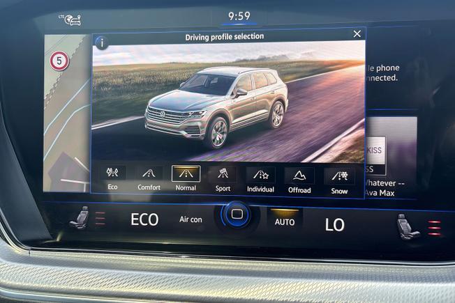 Volkswagen Touareg Photo 32