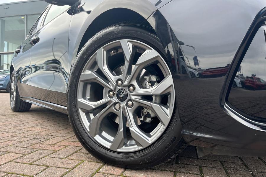 Ford Focus Photo autoimg-73b58d36fa27eee7885ebfa62b04ed9ce19f0d99.jpg