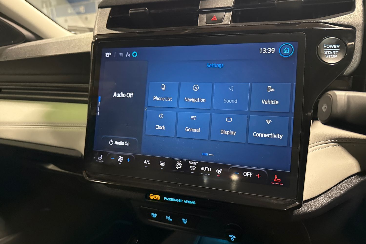 Ford Puma Gen-E Photo 33