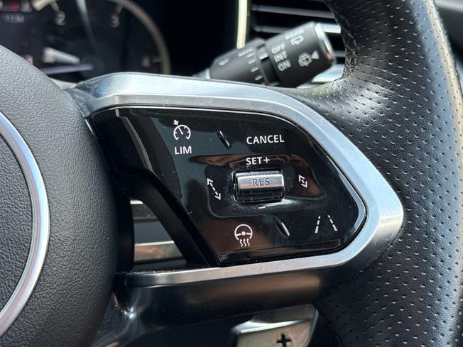 JAGUAR F-Pace Photo 17