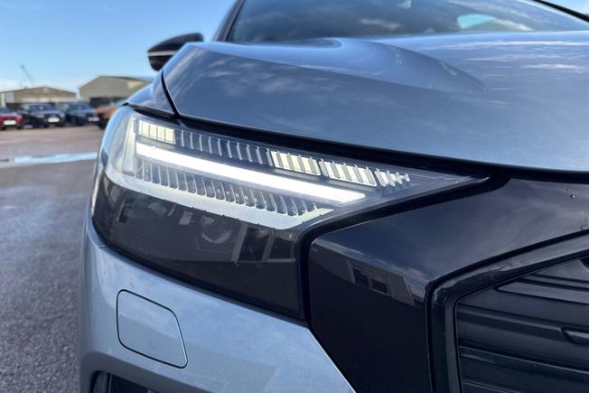 AUDI Q4 e-tron Photo 20