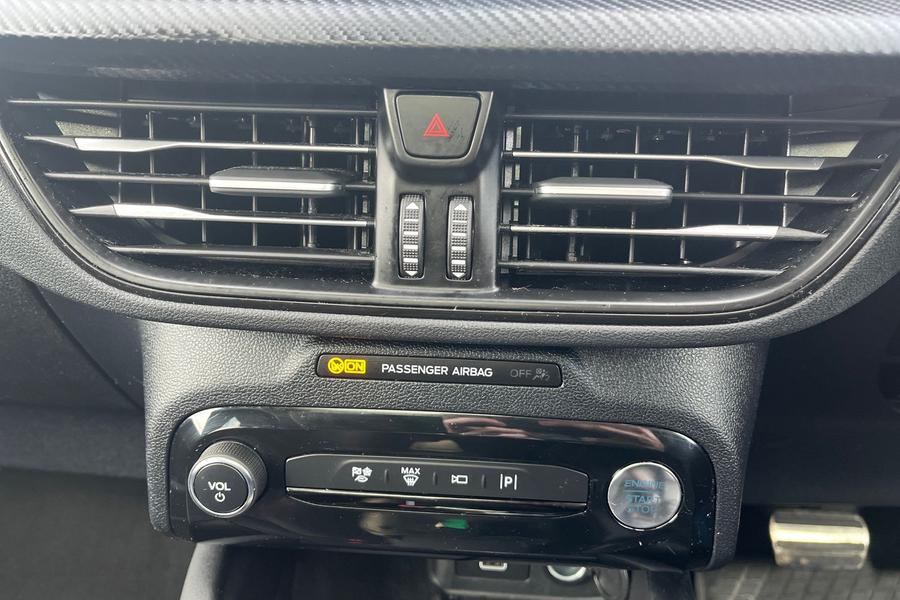 Ford KUGA Photo autoimg-73bbdf8cc37849ad275b636e2b05db03a0f674b9.jpg