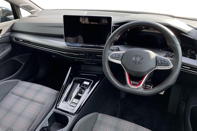 VOLKSWAGEN Golf Photo 6