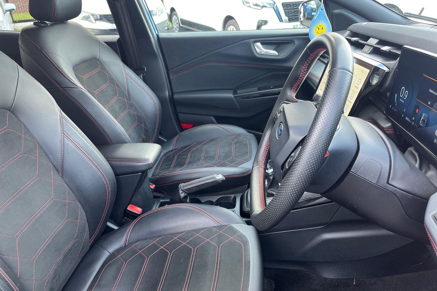 Ford PUMA Photo 16