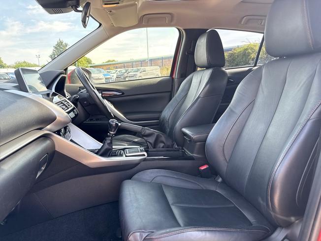 MITSUBISHI Eclipse Cross Photo 28