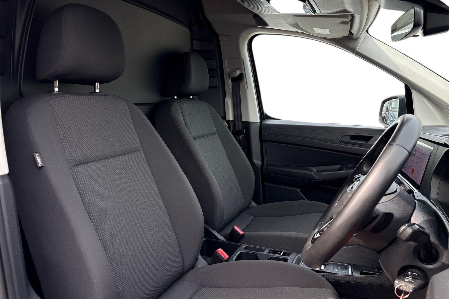 Ford TRANSIT CONNECT Photo 10
