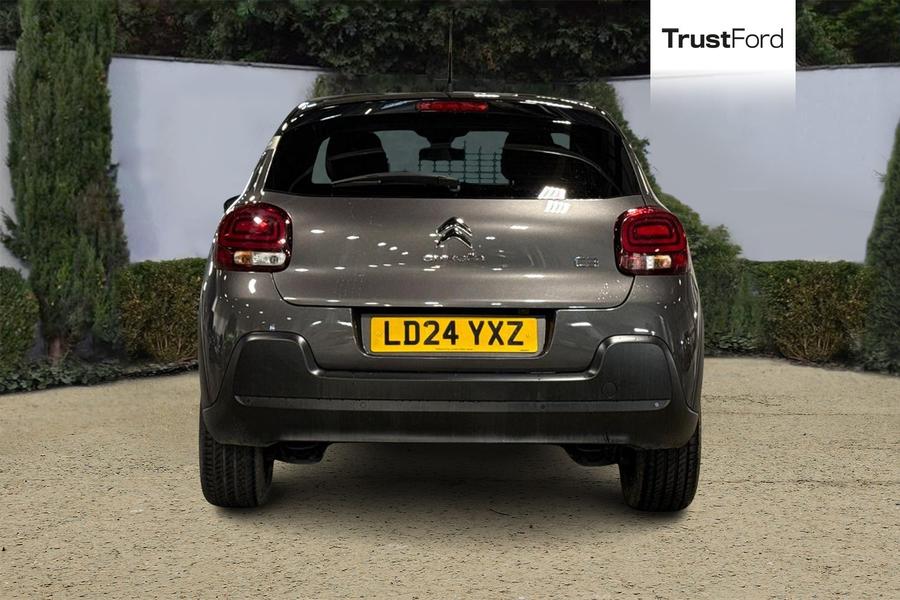 Citroen C3 Photo autoimg-73cf4db0b24ff8b945e43e17a7c17315523a8be6.jpg