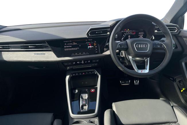 Audi  S3 Saloon Photo 10