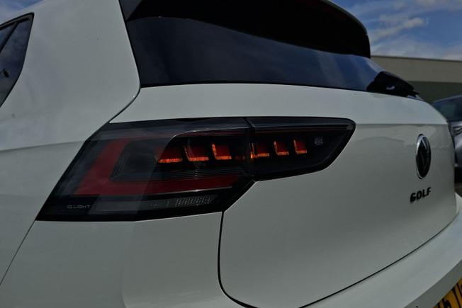 Volkswagen Golf Photo 46