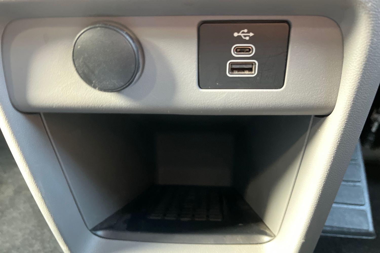 Ford TRANSIT CUSTOM Photo 14