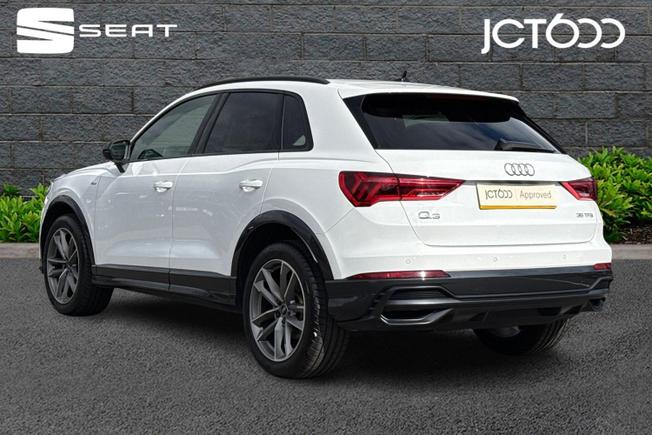 AUDI Q3 Photo 3