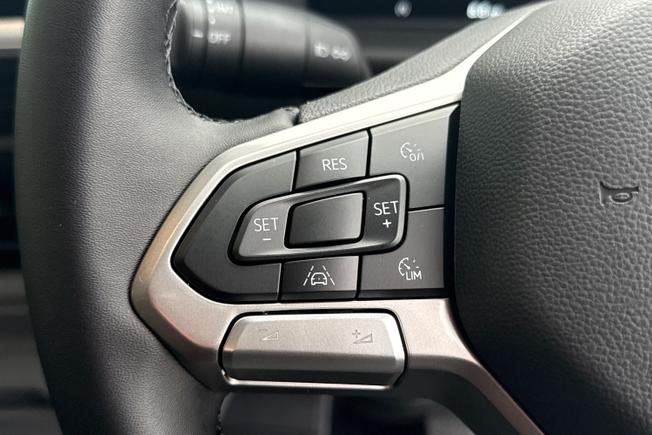 VOLKSWAGEN  Transporter Photo 16