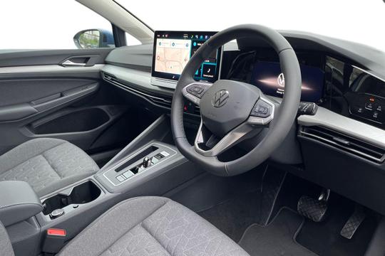 Volkswagen Golf Photo autoimg-73d943ddfb15b50c13dd04715007bd9f6340a62c.jpg