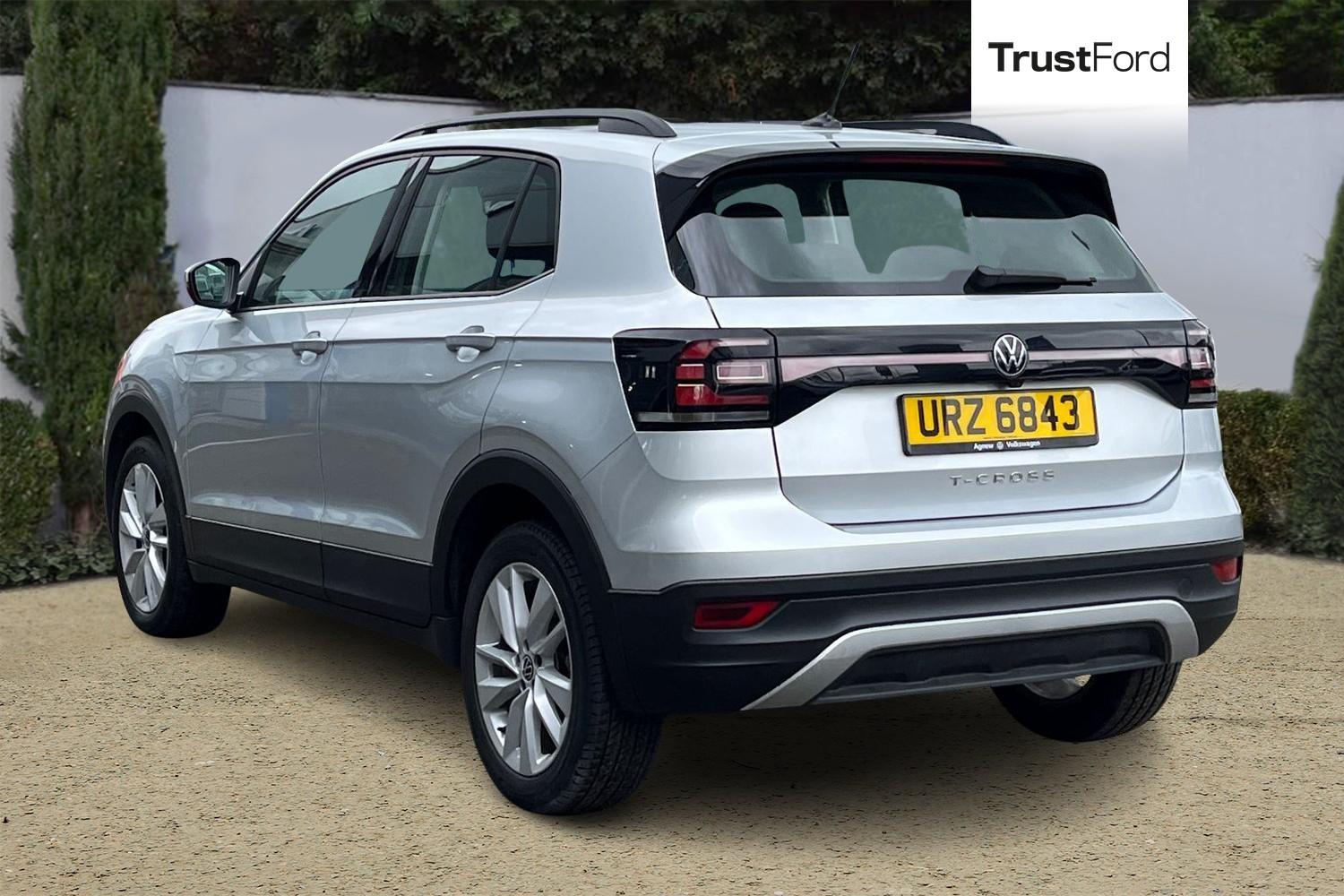 Volkswagen T-CROSS Photo 1