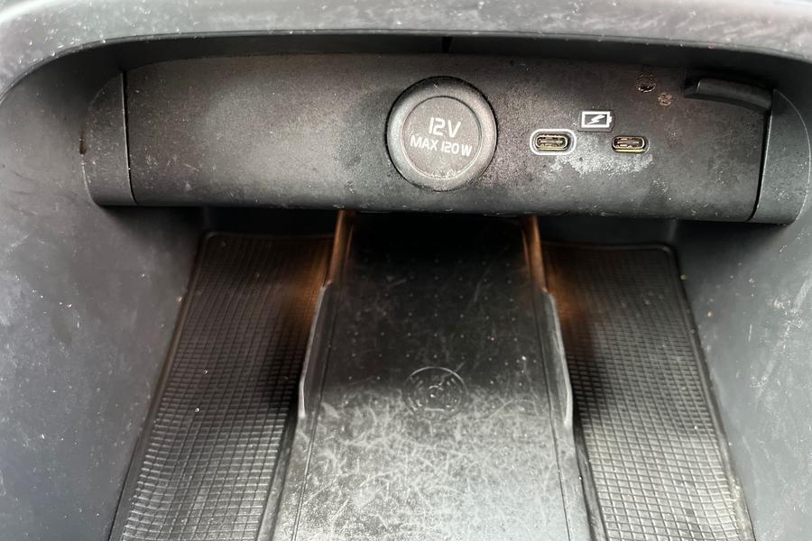 Volvo XC40 Photo autoimg-73def5e132536a03f5e2c910d723815115a69bd2.jpg