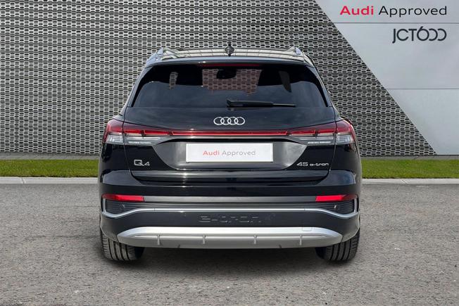 AUDI Q4 E-Tron Photo 7