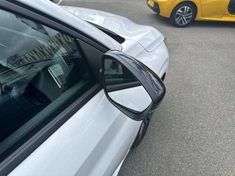 Used Peugeot 208 EA25MHX 25