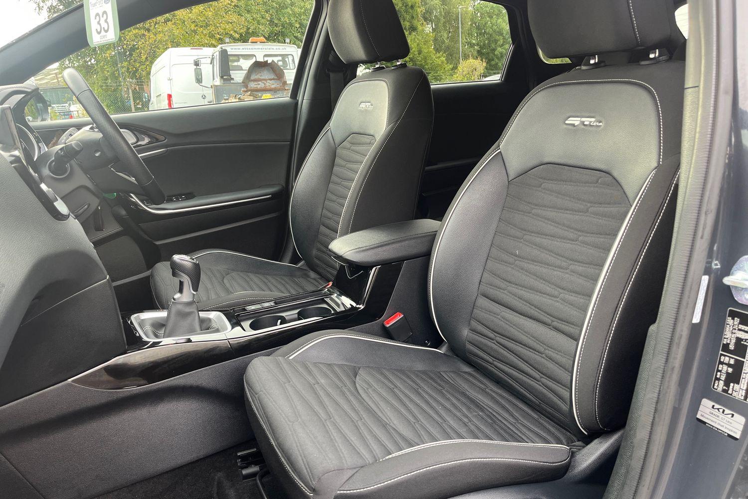 Kia CEED Photo 18