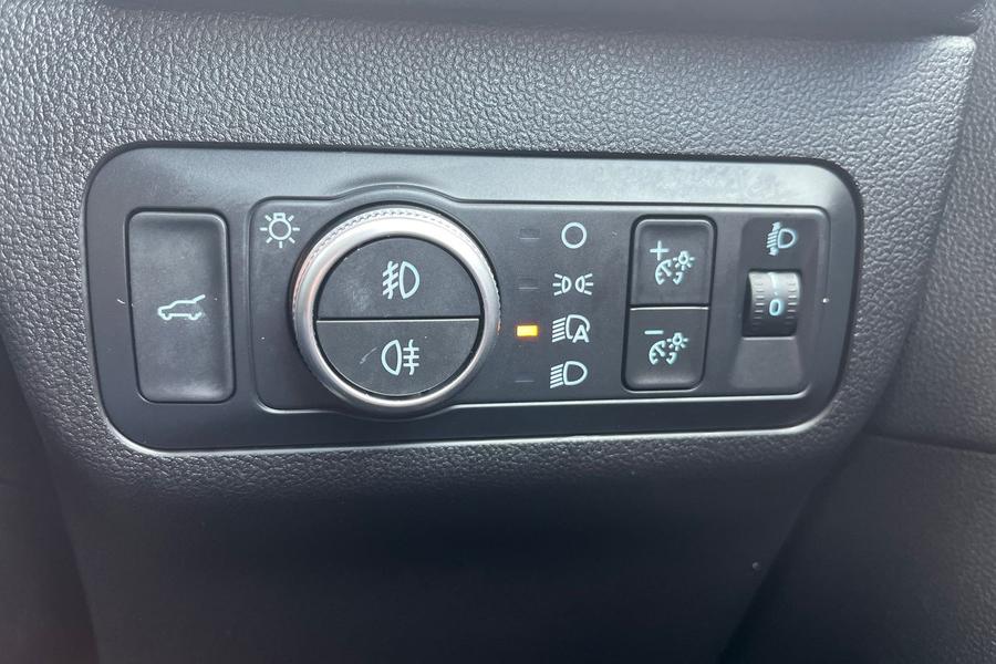 Ford KUGA Photo autoimg-73e56e73b746fbcbaad4670c325d82dc70da784a.jpg